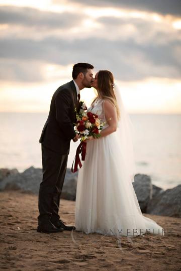 Intimate Elopement Wedding Package - Michigan | Huron House Bed And ...